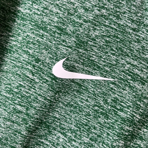 Nike Green Dri-Fit Running Lightweight 1/4 Zip Fitted Long Sleeve Size Small - Picture 6 of 8